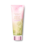 Victoria's Secret ihupiim Velvet Petals Radiant 236ml, naistele