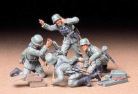 Tamiya German Infantry Mortar Team