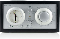 Tivoli raadio Model Three BT kelloradio must