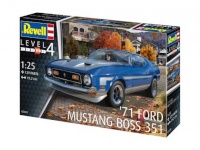 Revell Plastic model Car 71 Ford Mustang Boss 351 1/25